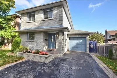 Detached in Brampton
