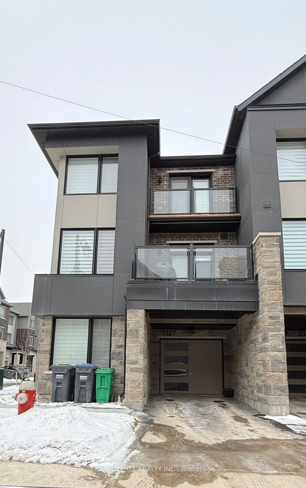 5127 Vetere Street, Mississauga, On L5m 2s8
