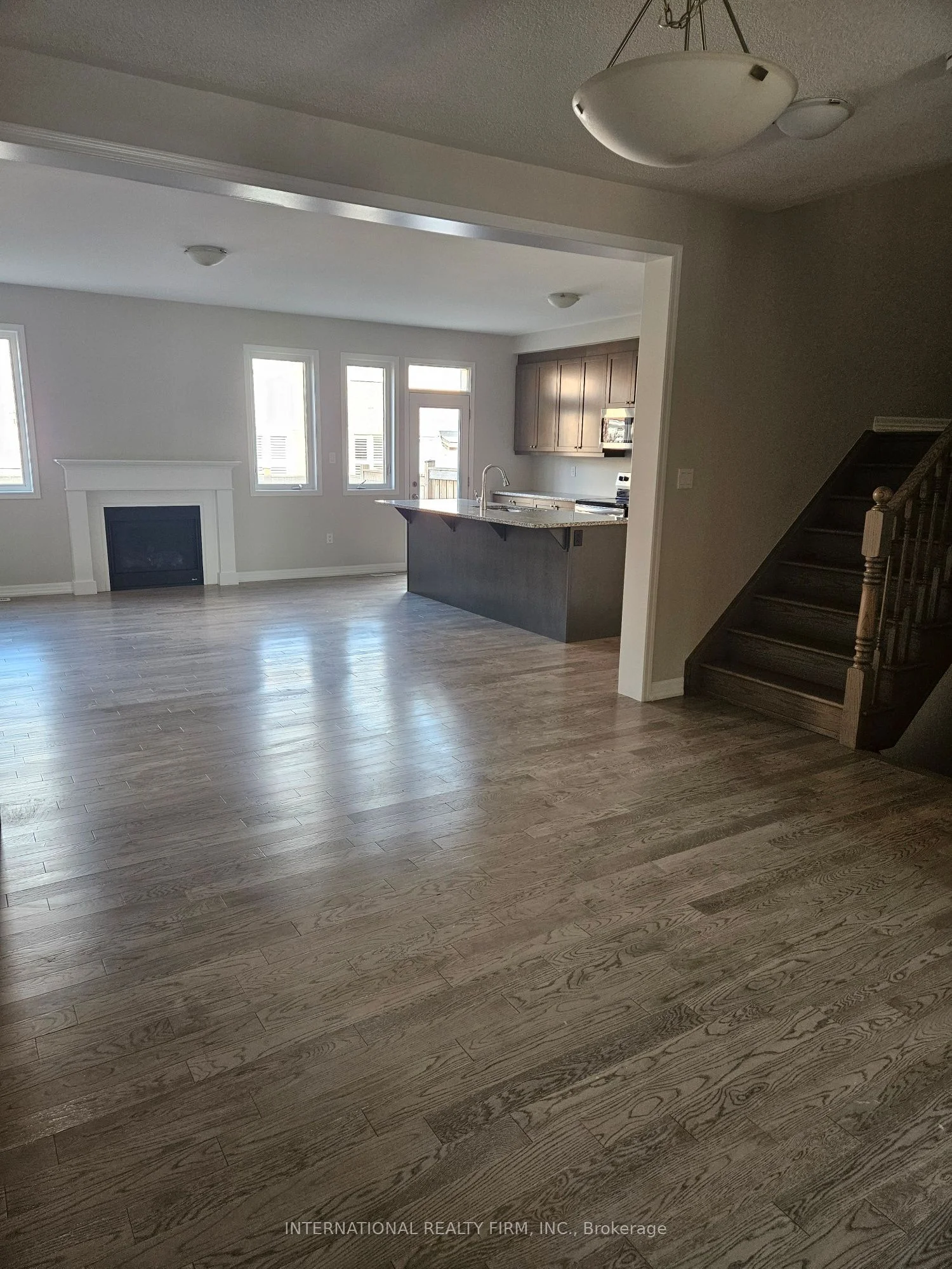 3305 Erasmum Street, Oakville, ON L6M 4J9