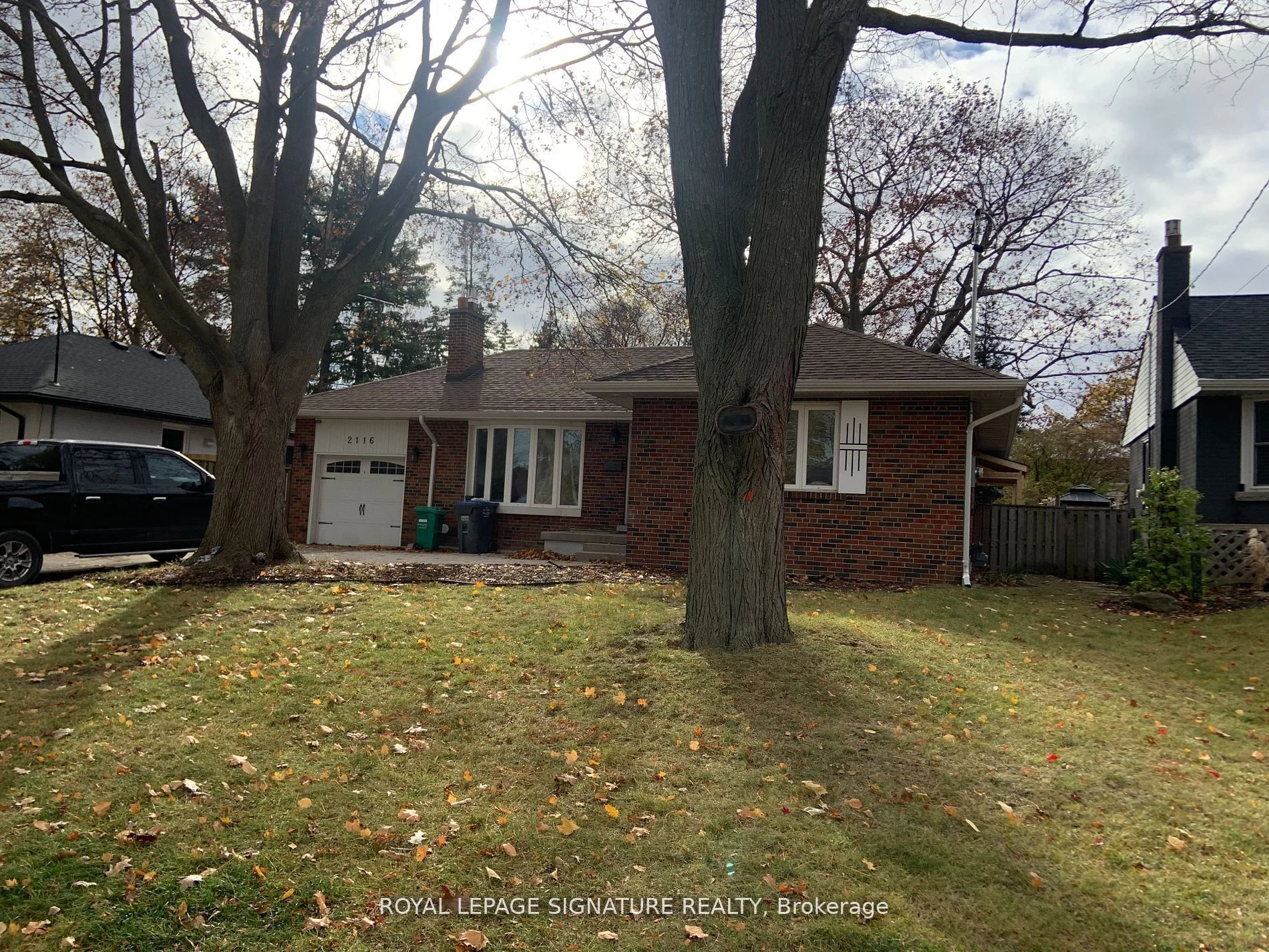 2116 Munden Road Main, Mississauga, ON L5A 2R2