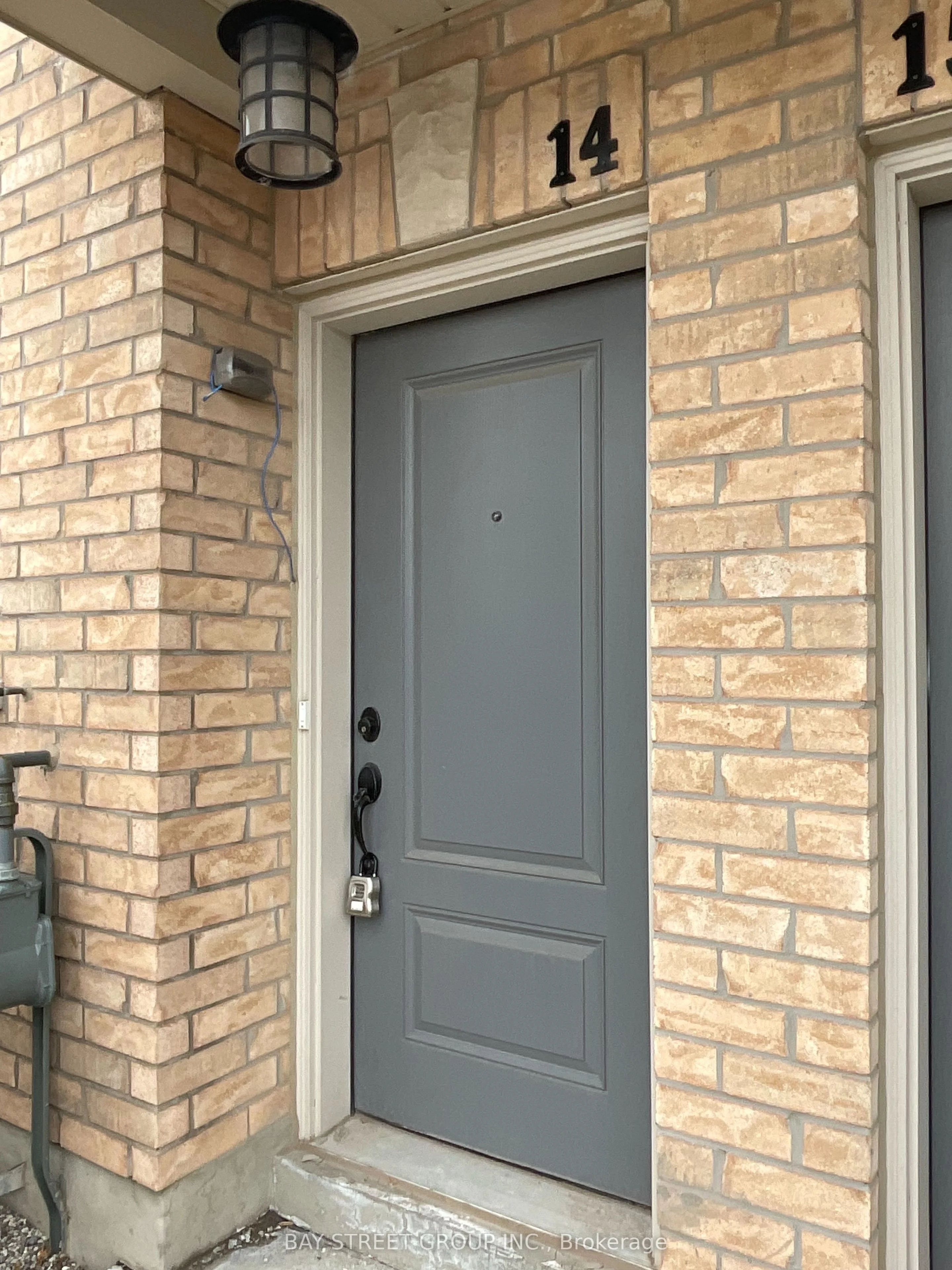 2172 Trafalgar Road #14, Oakville, ON L6H 7H2