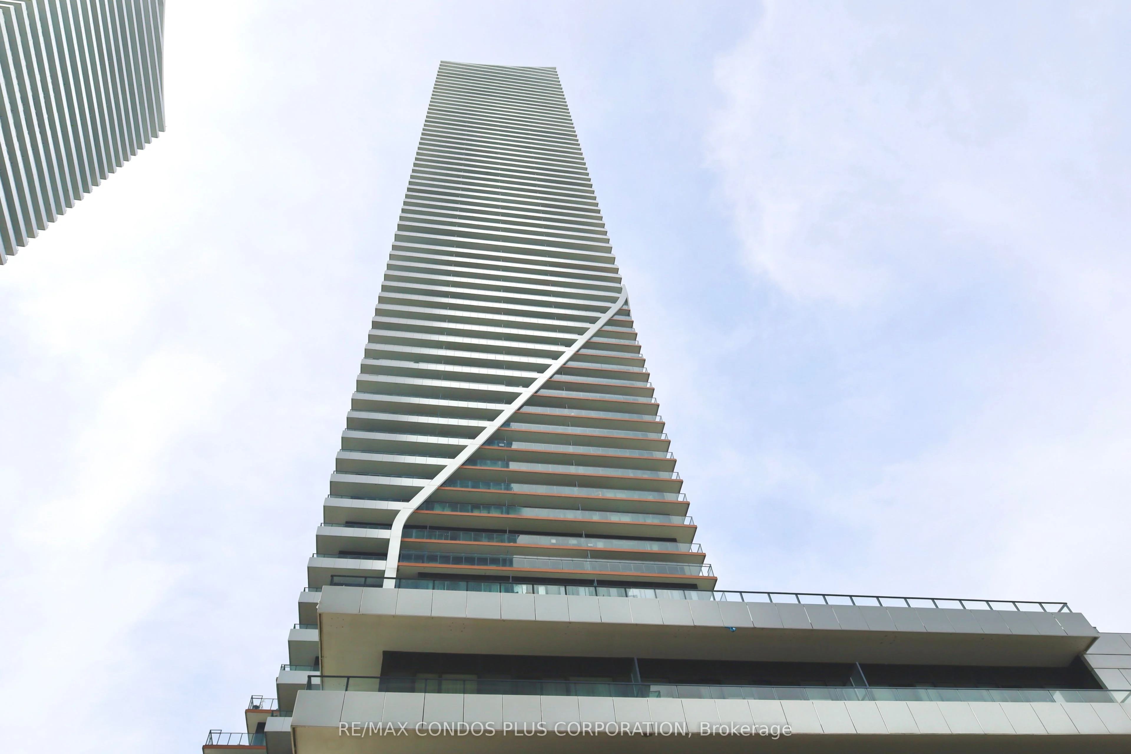 30 Shore Breeze Drive 2321, Toronto W06, ON M8V 0J1