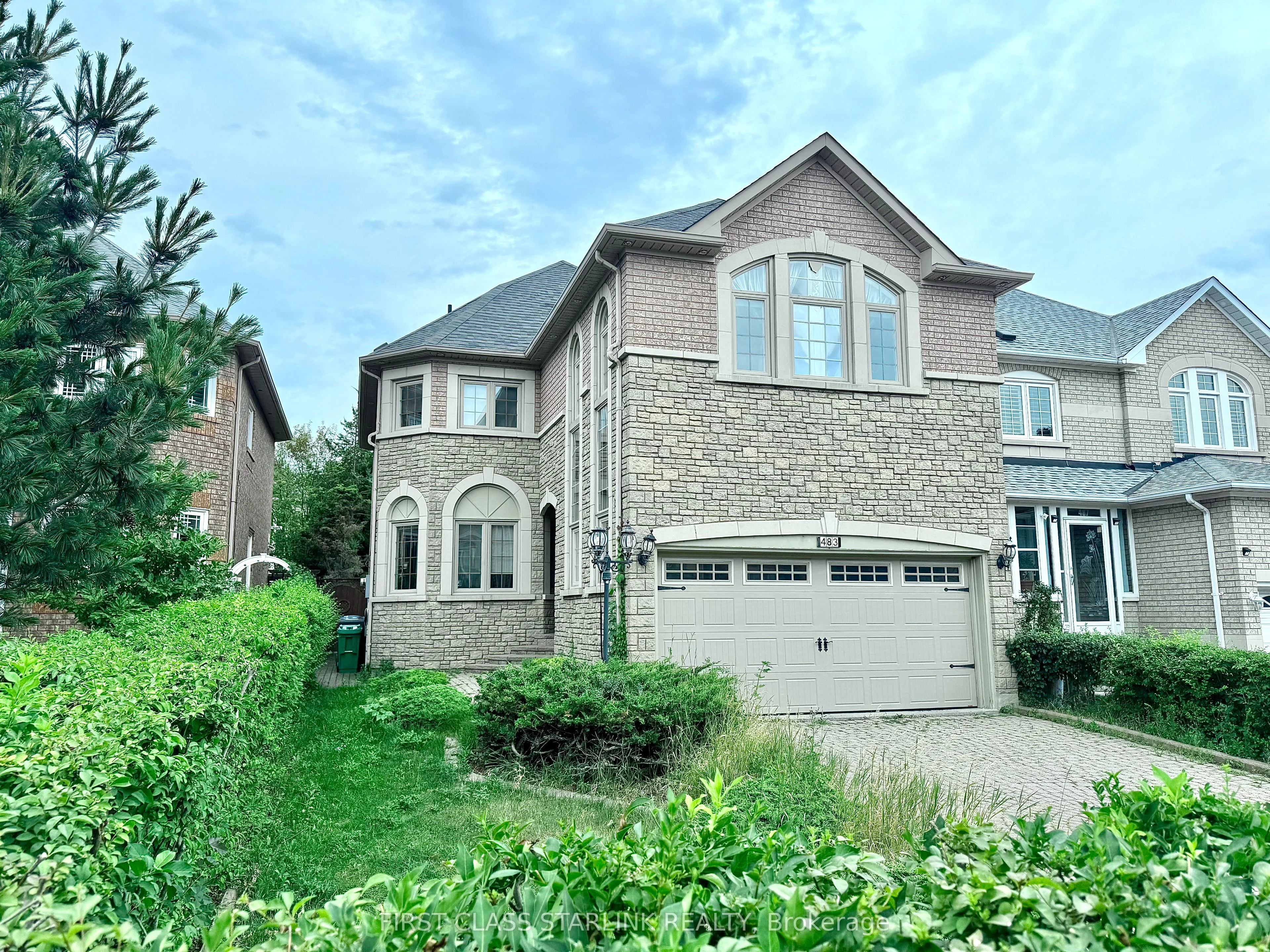 483 Grand Highland Way, Mississauga, ON L4Z 3W3