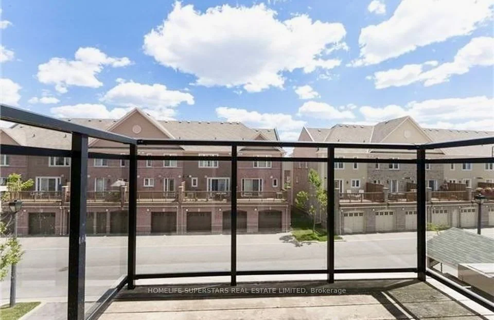 4975 Southampton Drive 166, Mississauga, ON L5M 8C5