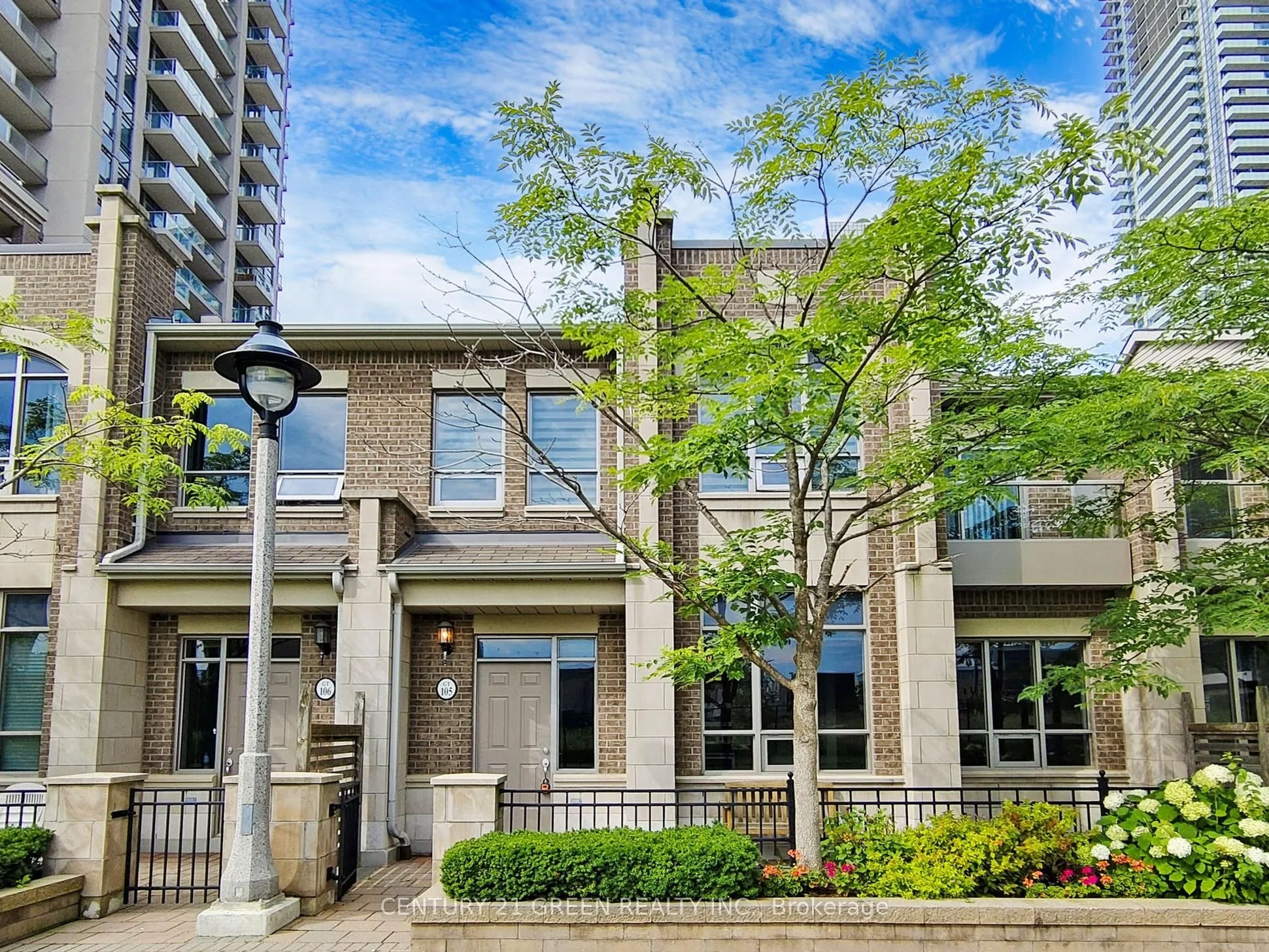 388 Prince Of Wales Drive 105, Mississauga, ON L5B 0A1