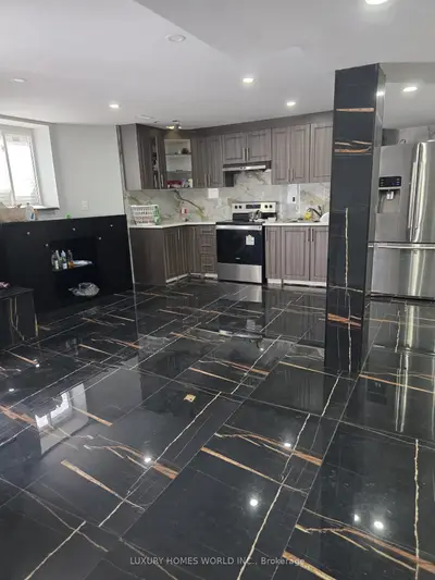 Detached in Brampton