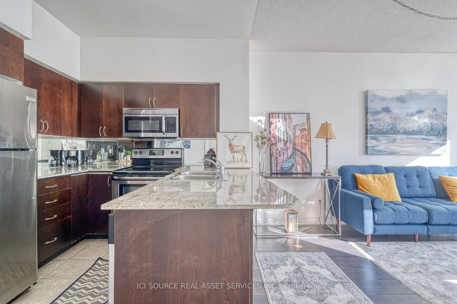 388 Prince Of Wales Drive 2111, Mississauga, ON L5B 0A1