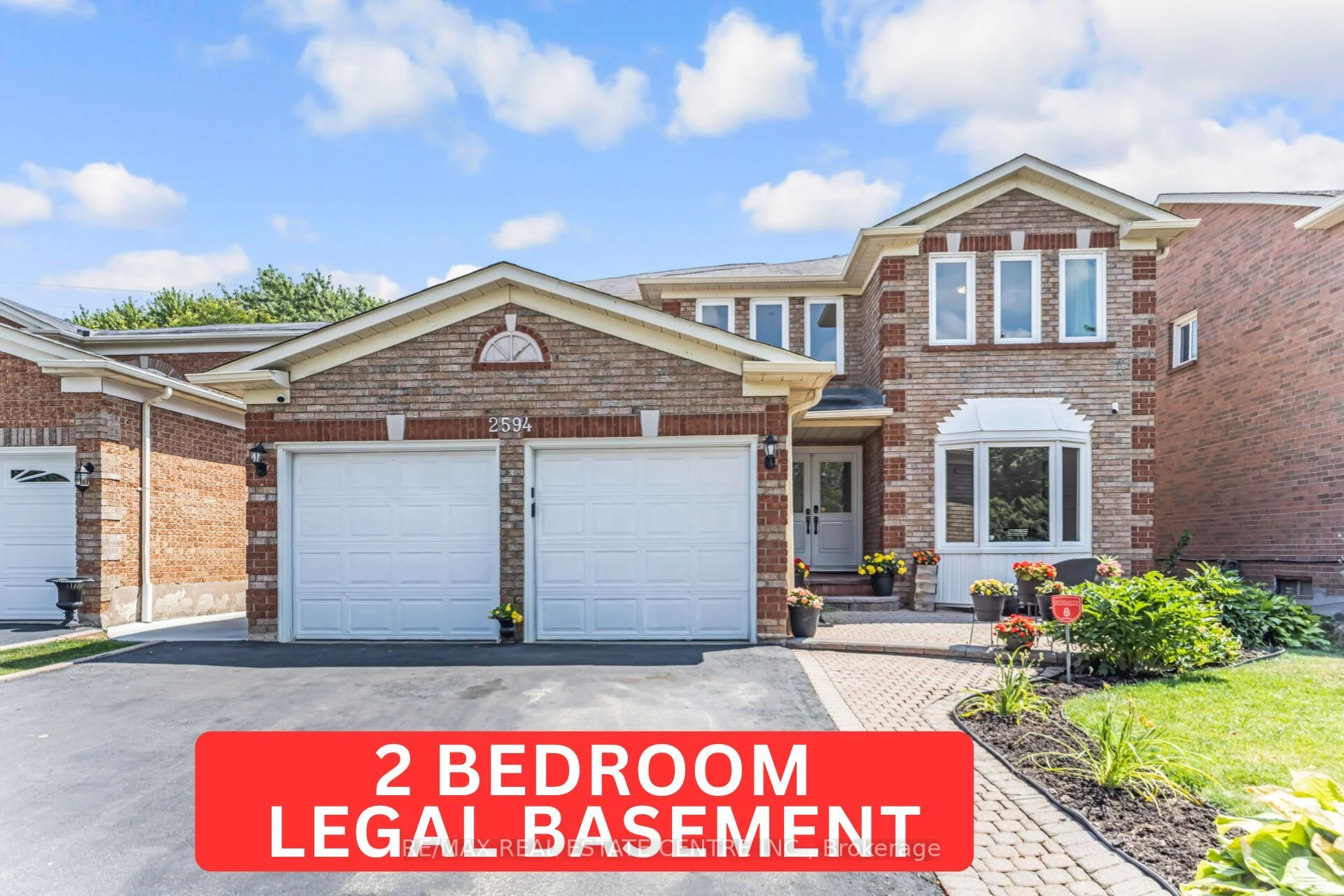 2594 Ambercroft Trail, Mississauga, ON L5M 4K3