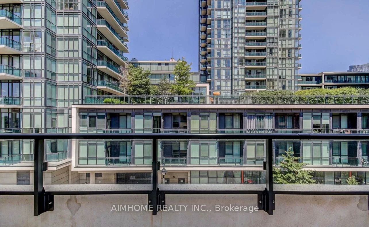 4055 Parkside Village Drive 412, Mississauga, ON L5B 0K8