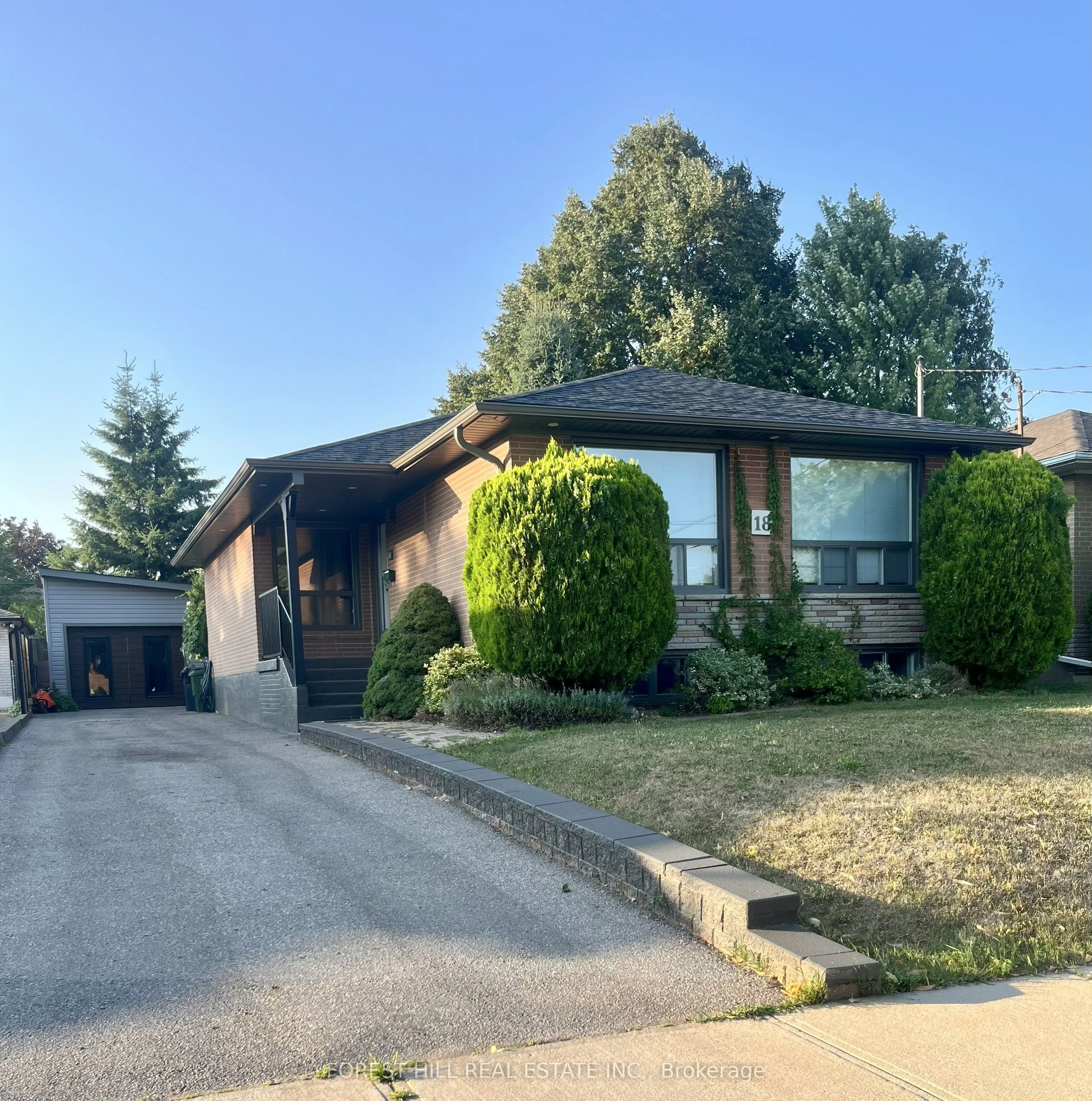 18 Fletcher Place, Toronto W09, ON M9R 1K6