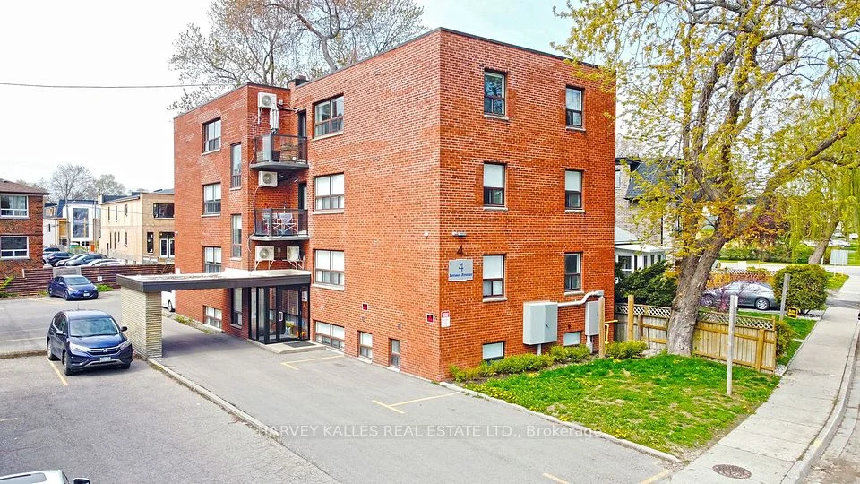 4 Benson Avenue #3, Mississauga, ON L5H 2P2