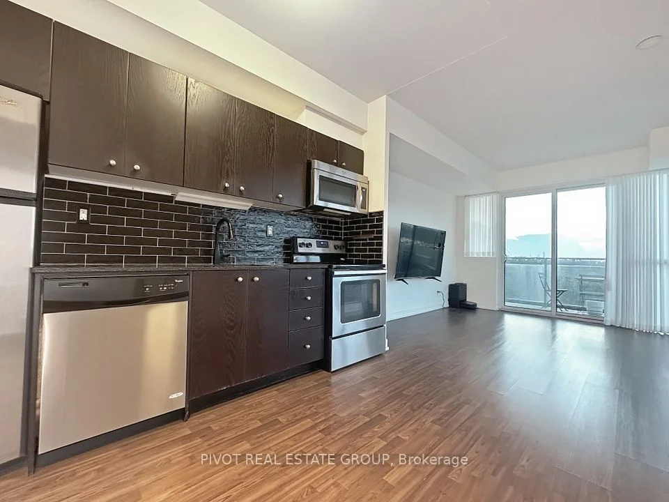 5101 Dundas Street W 803, Toronto W08, ON M9A 5G8