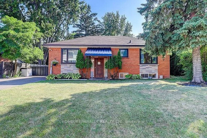 568 Weir Avenue, Oakville, ON L6L 4X4