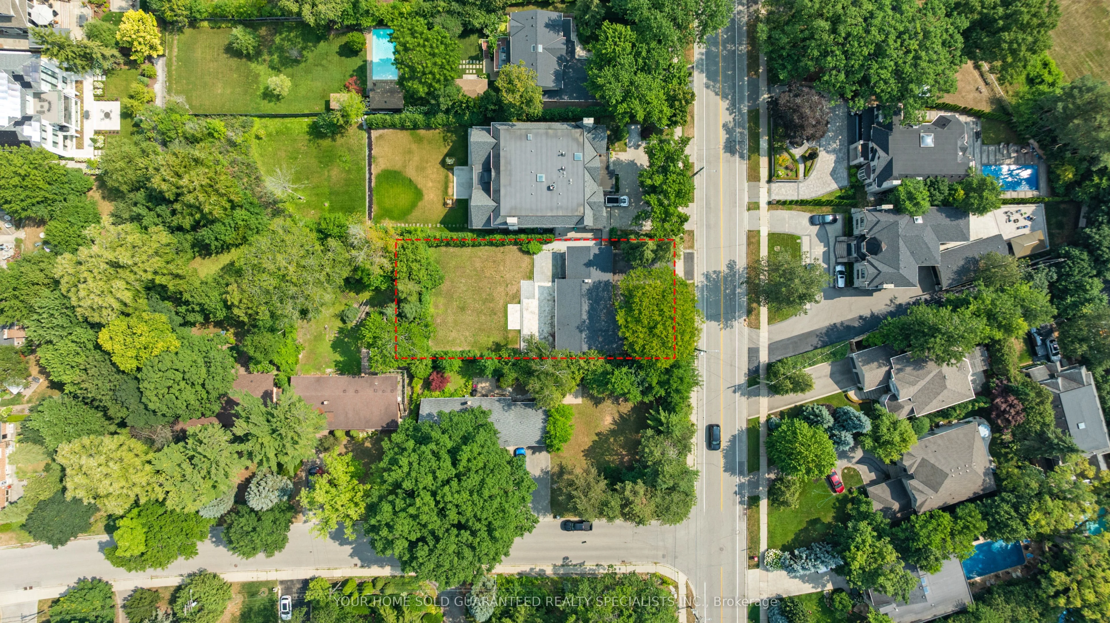 1235 Indian Road, Mississauga, ON L5H 1R8