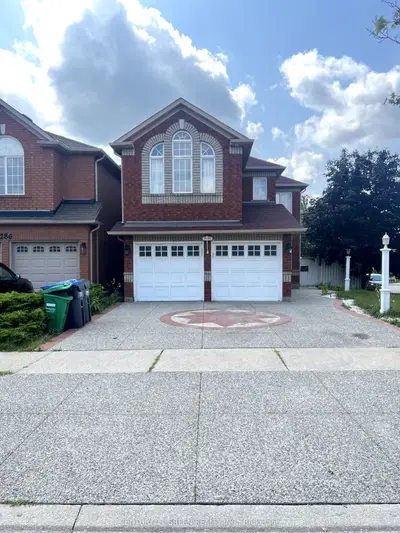 Detached in Mississauga