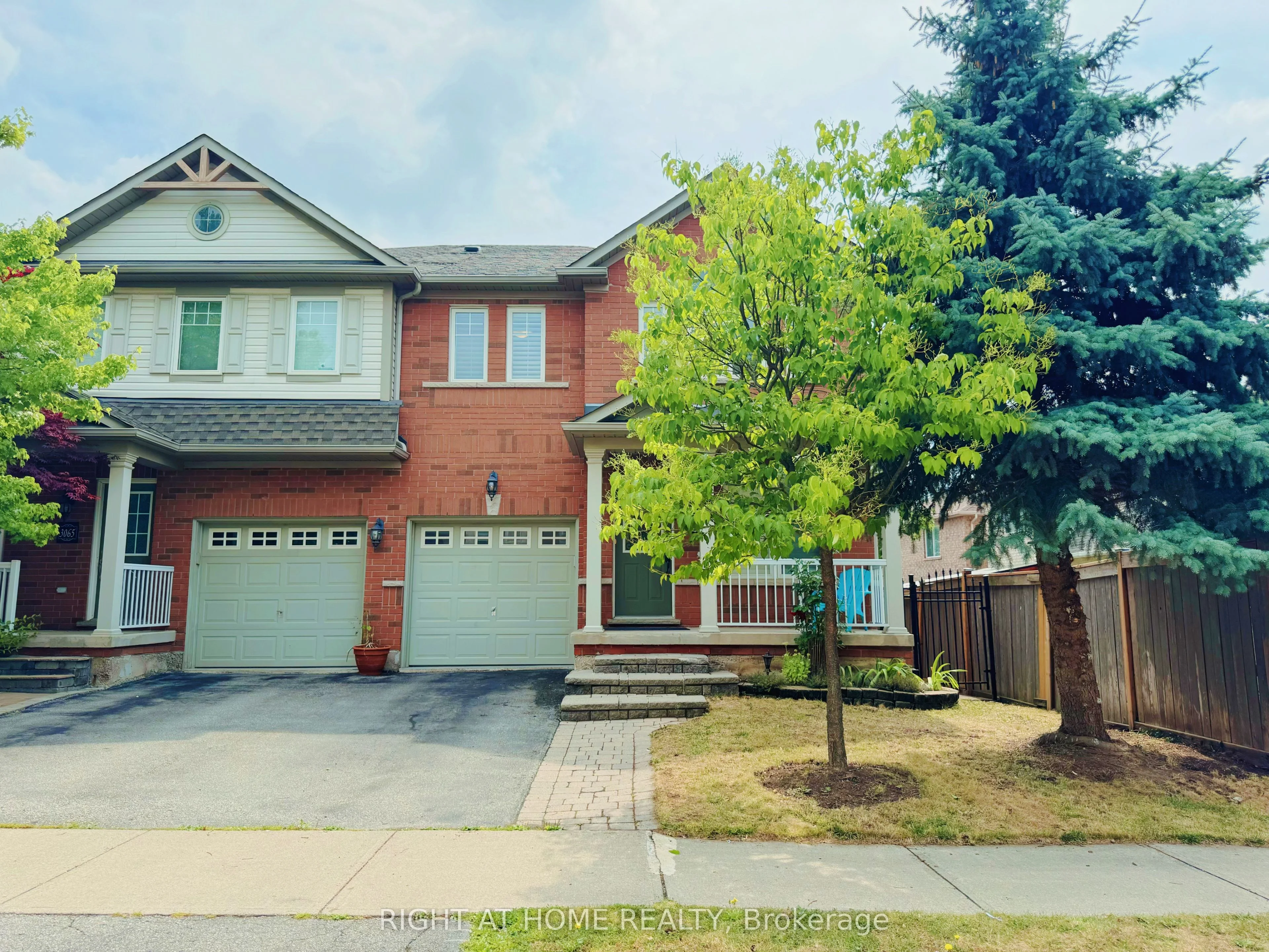 3063 Highbourne Crescent, Oakville, ON L6M 5H1