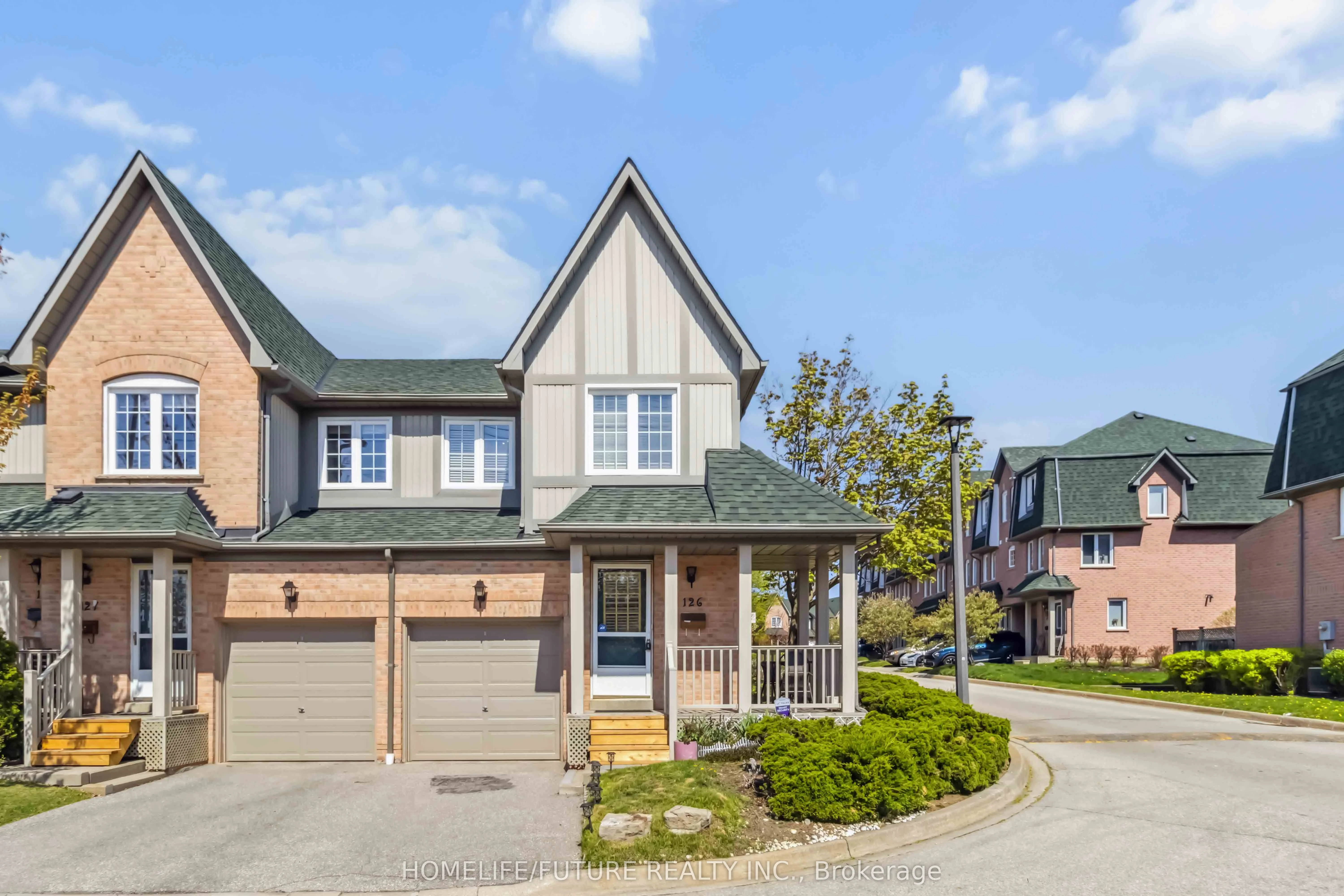 2945 Thomas Street 126, Mississauga, ON L5M 6C1