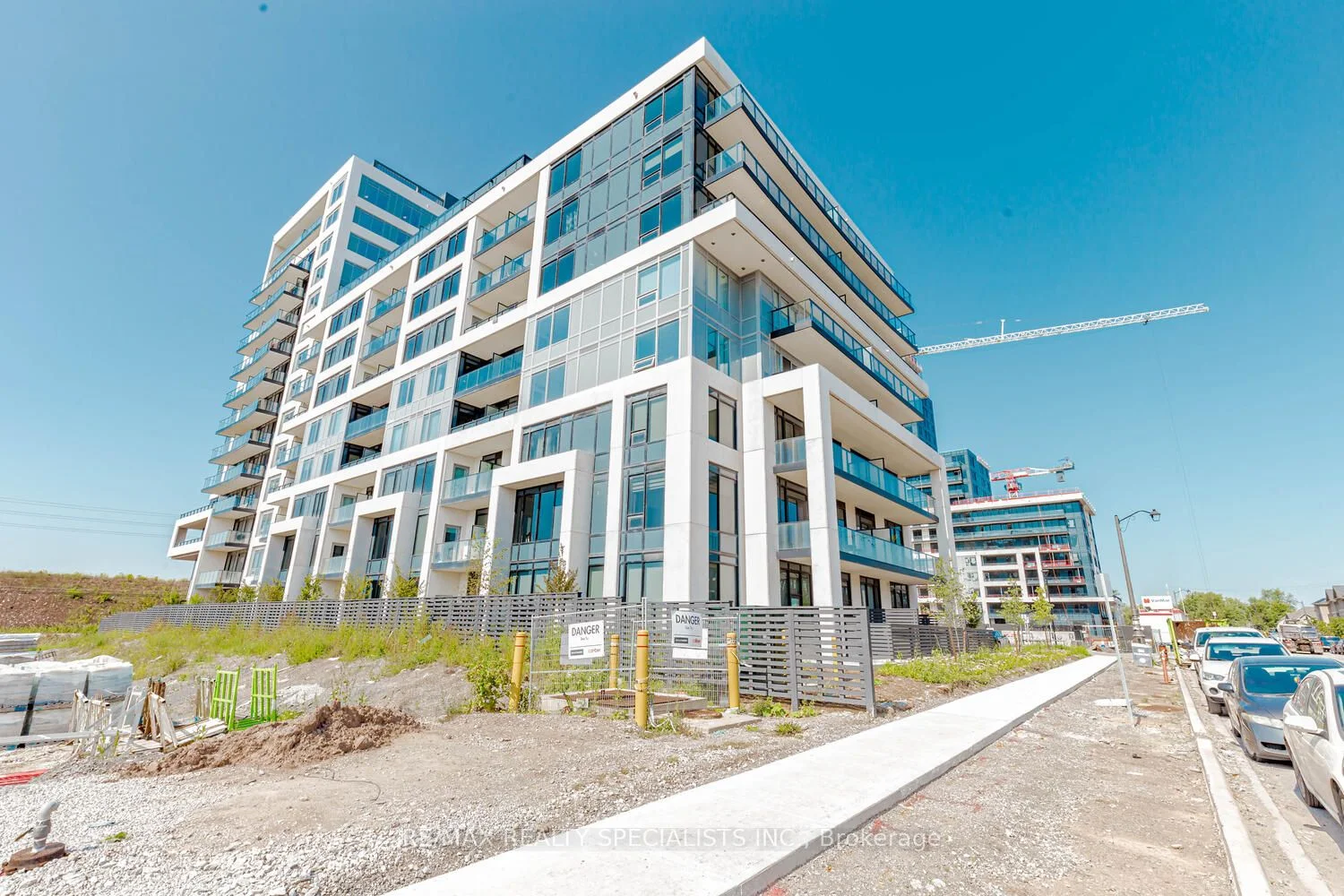 Condo Apartment in Oakville