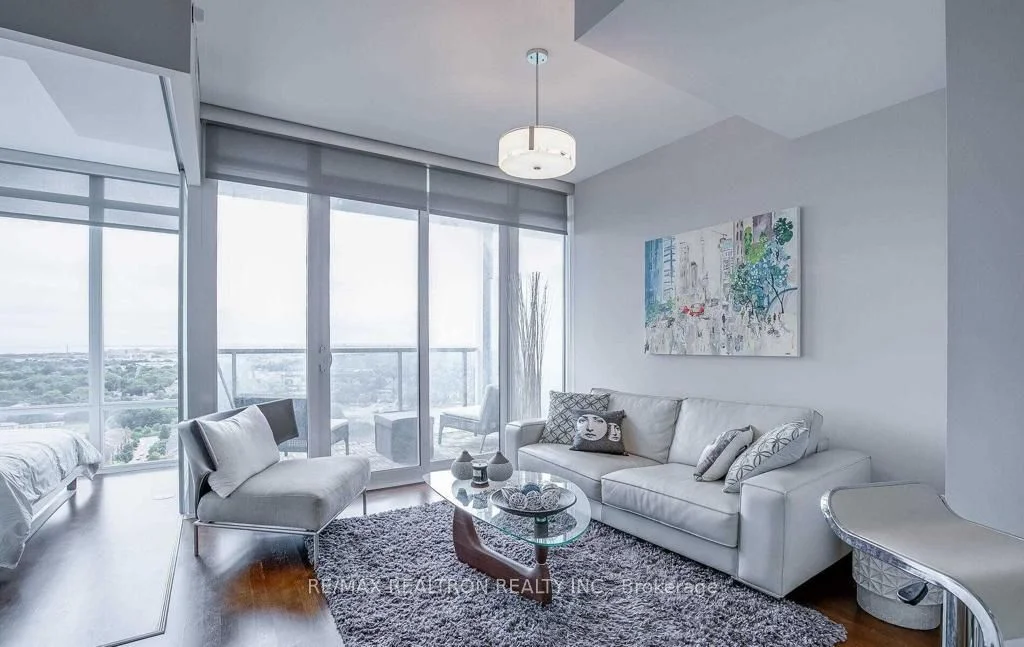 88 Park Lawn Road 2803, Toronto W06, ON M8Y 0B5