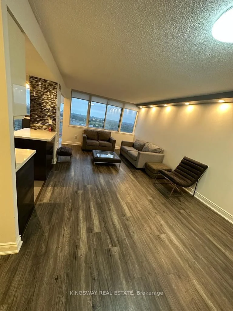 350 Webb Drive 1410, Mississauga, ON L5B 3W4