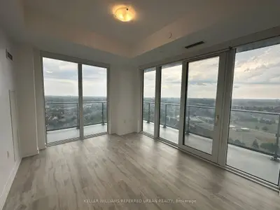 Condo Apartment in Mississauga