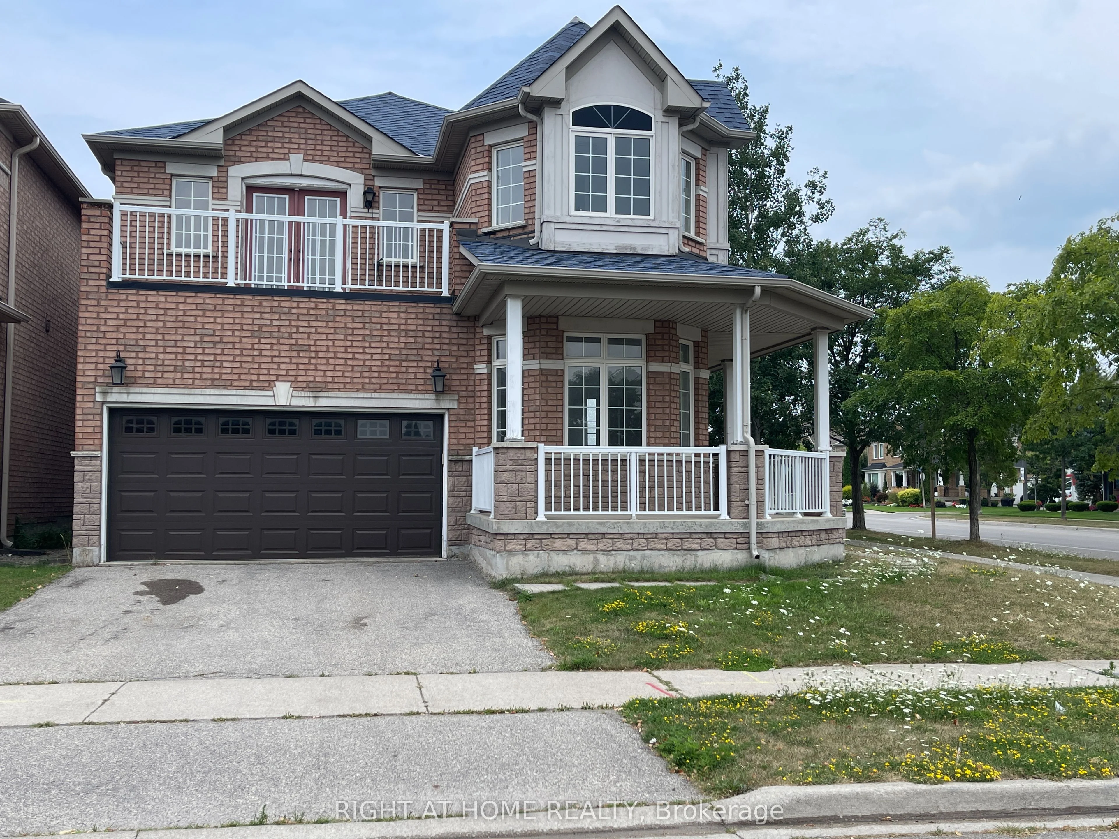 5761 Churchill Meadows Boulevard, Mississauga, ON L5M 7A4