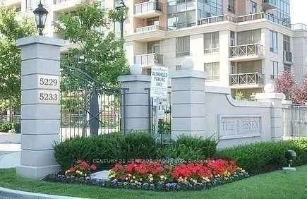 5229 Dundas Street W 1501, Toronto W08, ON M9B 6L9