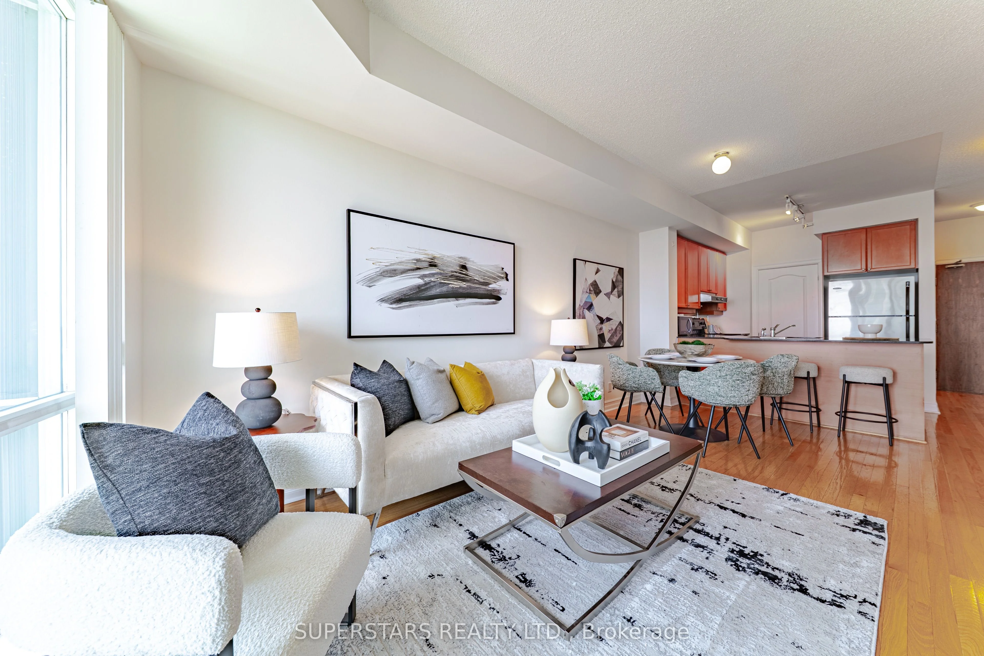 Condo Apartment in Mississauga