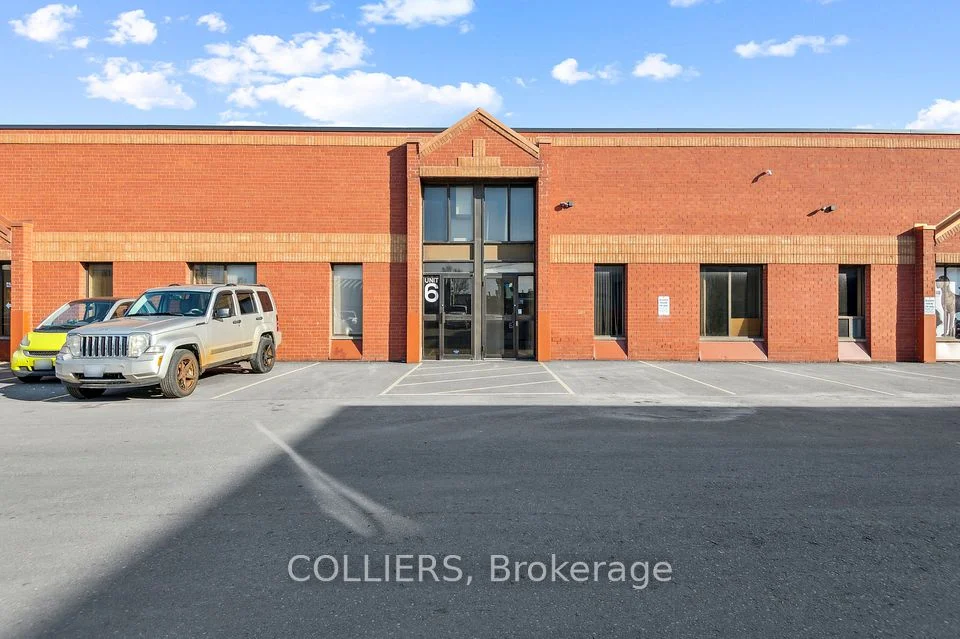 3181 Wolfedale Road 5, Mississauga, ON L5C 1V8