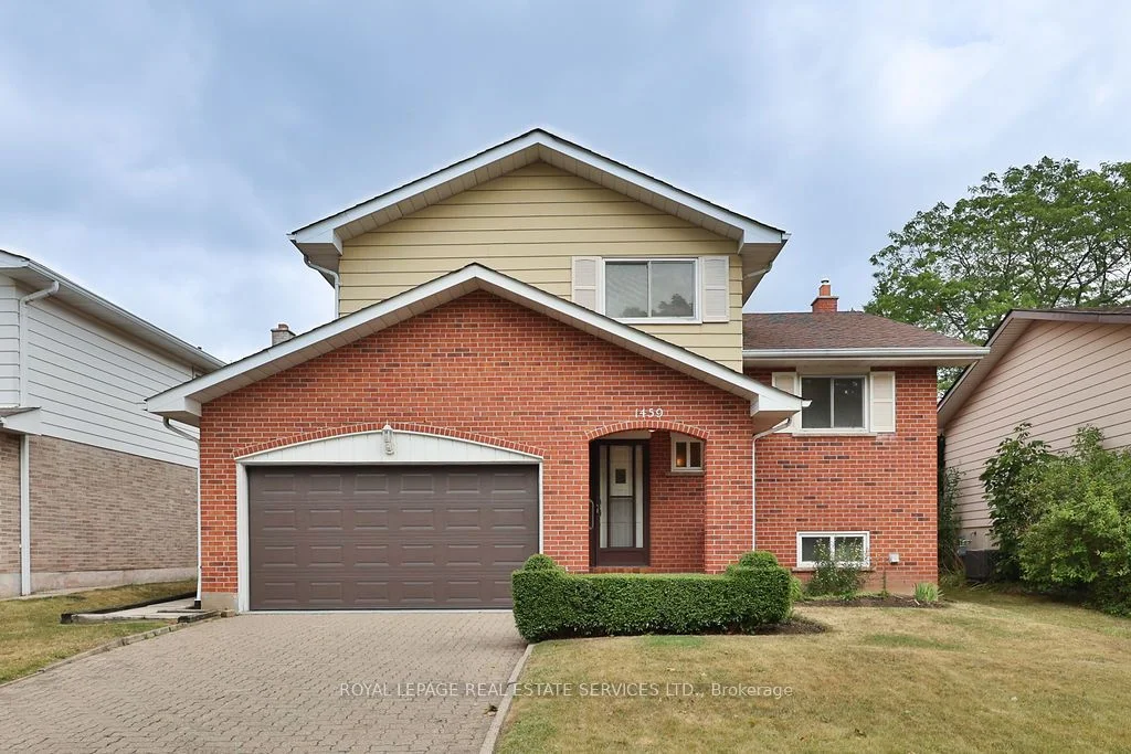 1459 Grosvenor Street, Oakville, ON L6H 2T8