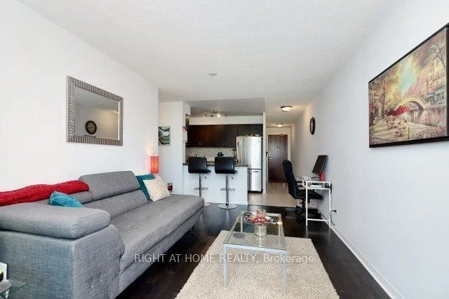 4900 Glen Erin Drive 211, Mississauga, On L5m 7s2
