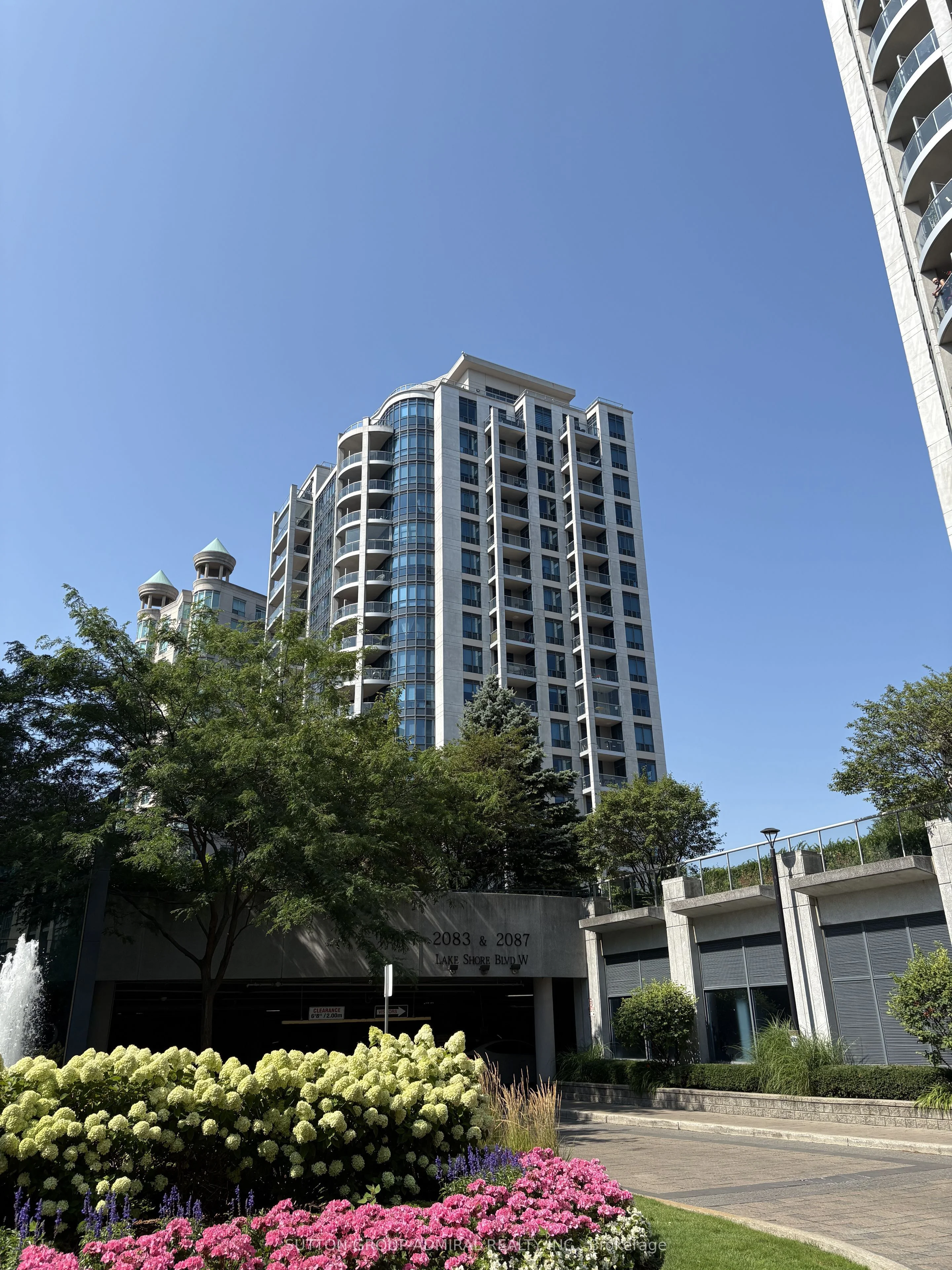 2087 Lake Shore Boulevard 503, Toronto W06, ON M8V 4G3