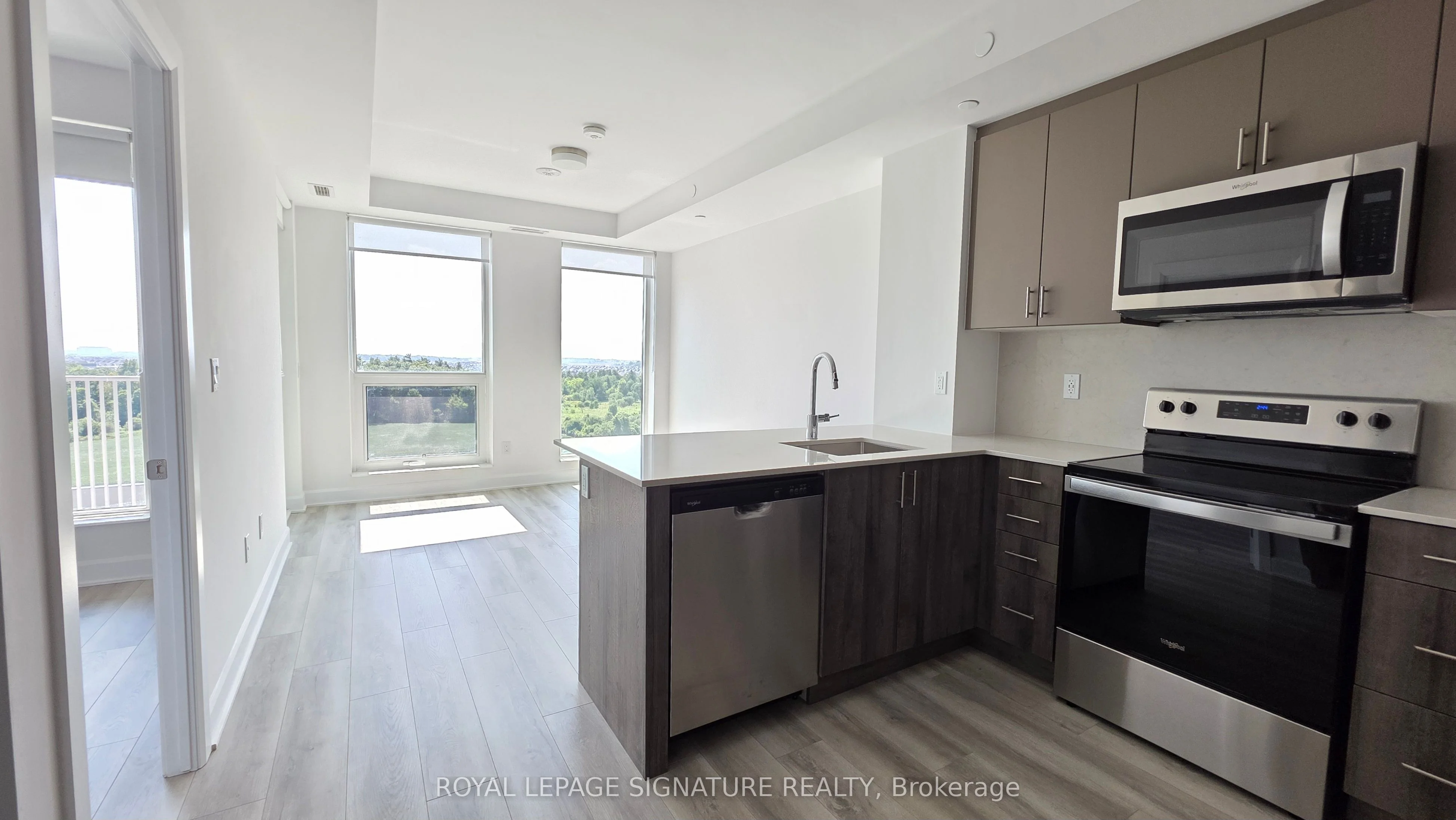 3240 William Coltson Avenue 808, Oakville, ON L6H 0X1