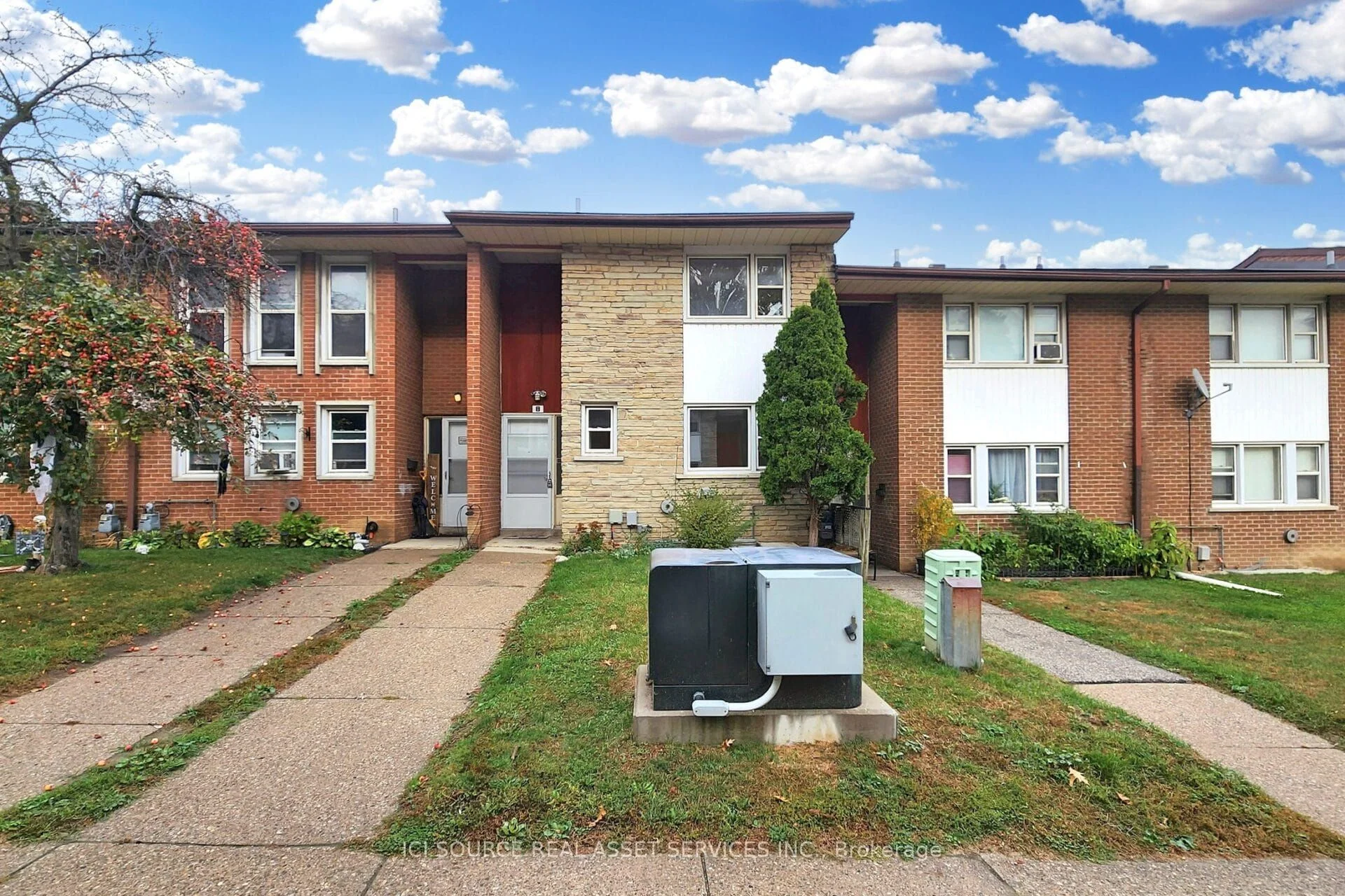 1370 Silver Spear Road 8, Mississauga, ON L4Y 2X2