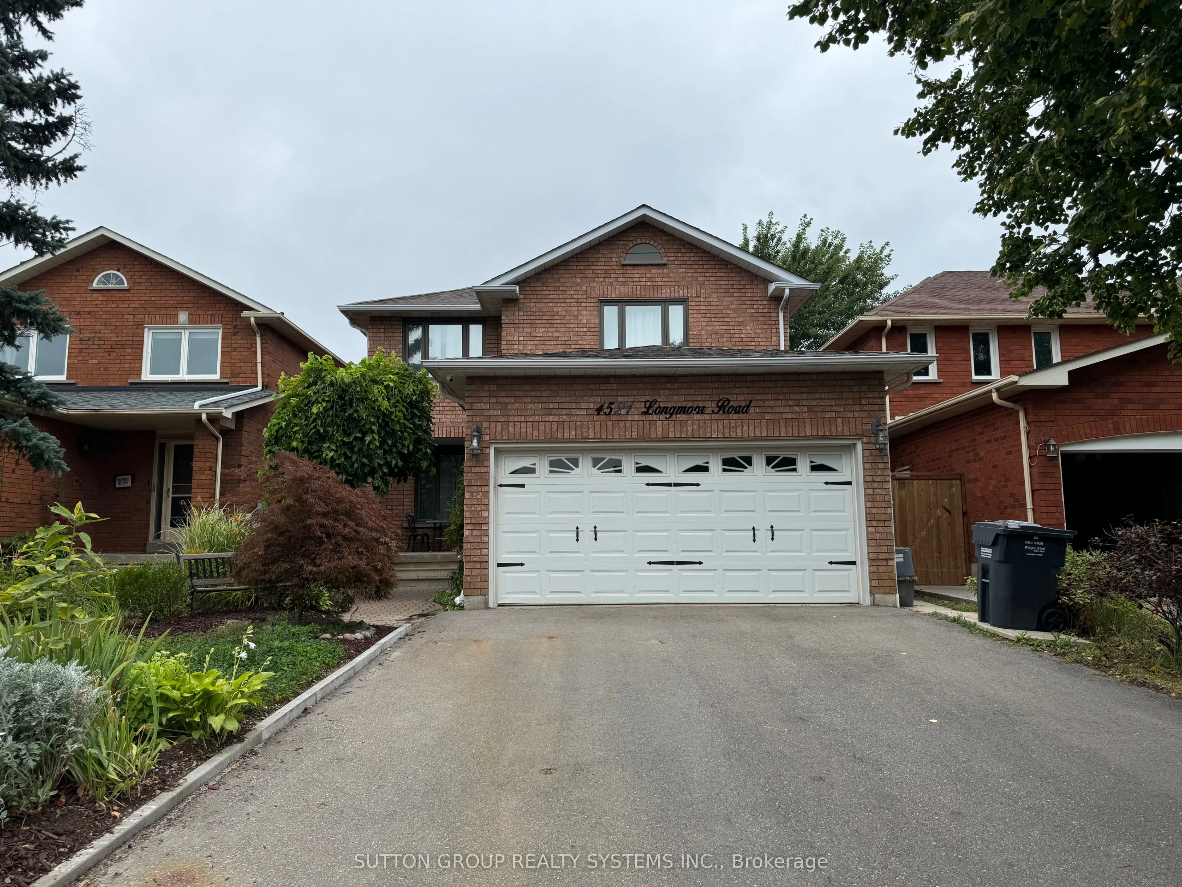 4521 Longmoor Road, Mississauga, On L5m 4h7