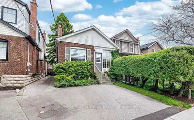Detached in Toronto