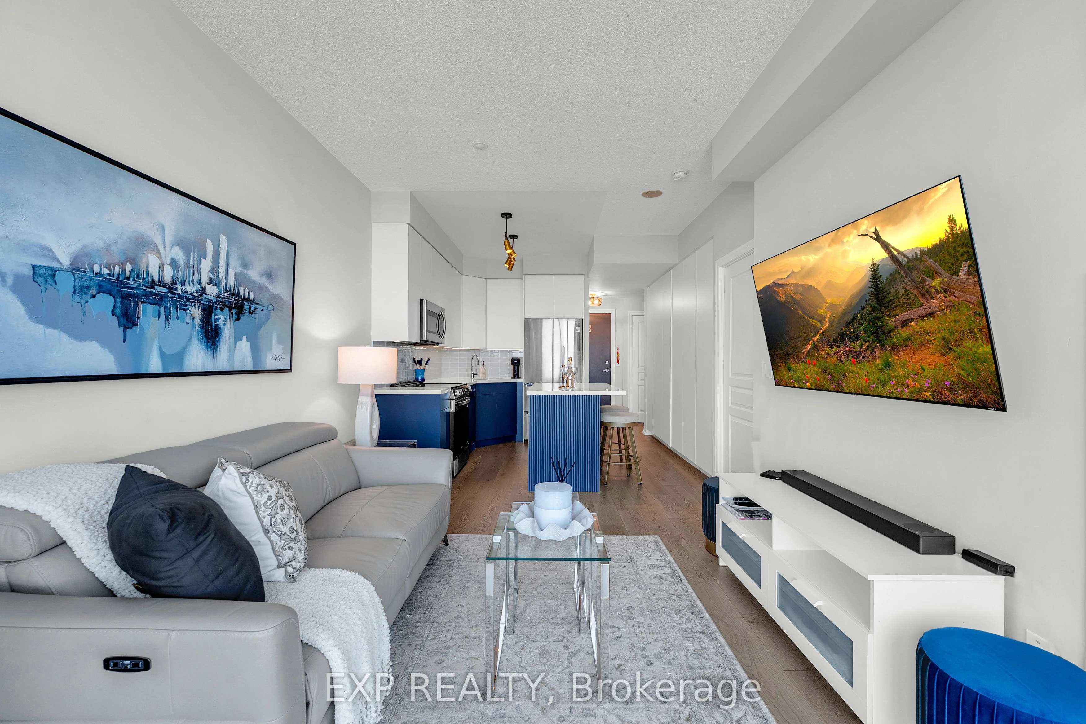 223 Webb Drive 3307, Mississauga, ON L5B 0E8