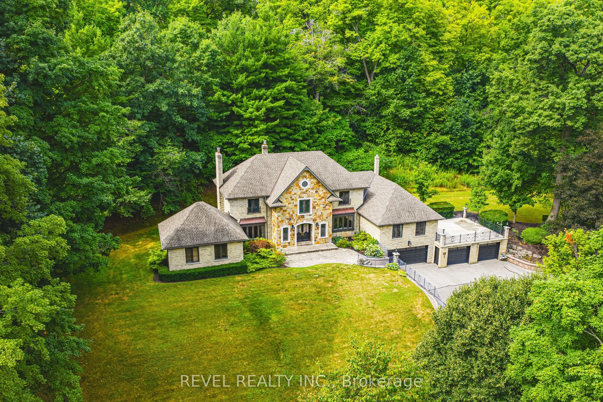 Detached in Milton