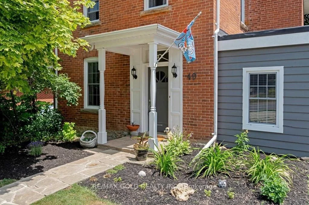 49 First Street, Orangeville, On L9w 2e3