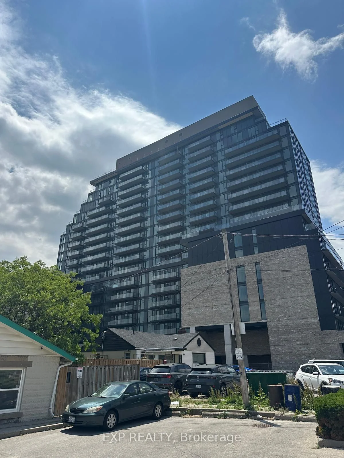 3009 Novar Road 724, Mississauga, ON L5B 0P9