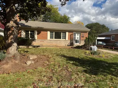 Detached in Burlington