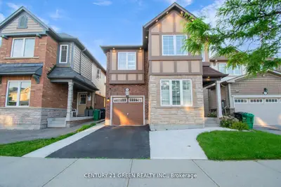 Detached in Brampton