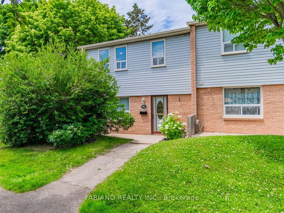 1055 Shawnmarr Road 96, Mississauga, ON L5H 3V2