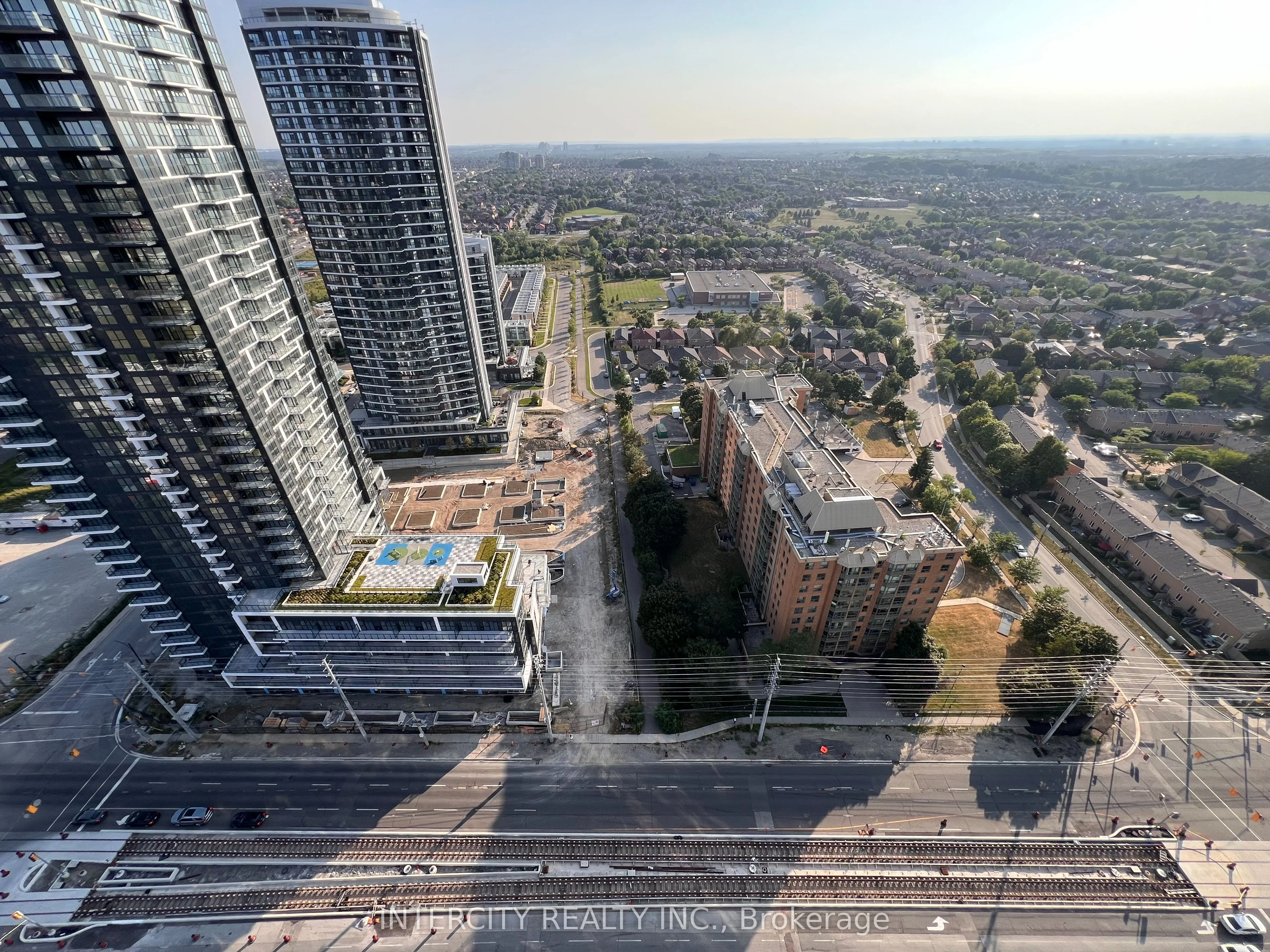 5105 Hurontario Street 2807, Mississauga, ON L4Z 0C9