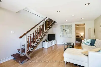 Detached in Caledon