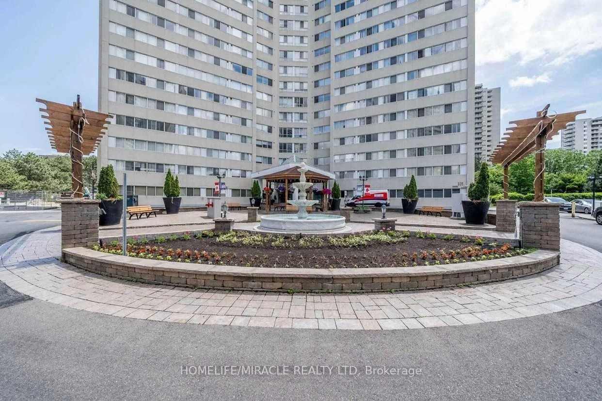 3695 Kaneff Crescent 1508, Mississauga, ON L5A 4B6