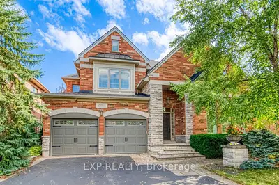 Detached in Oakville