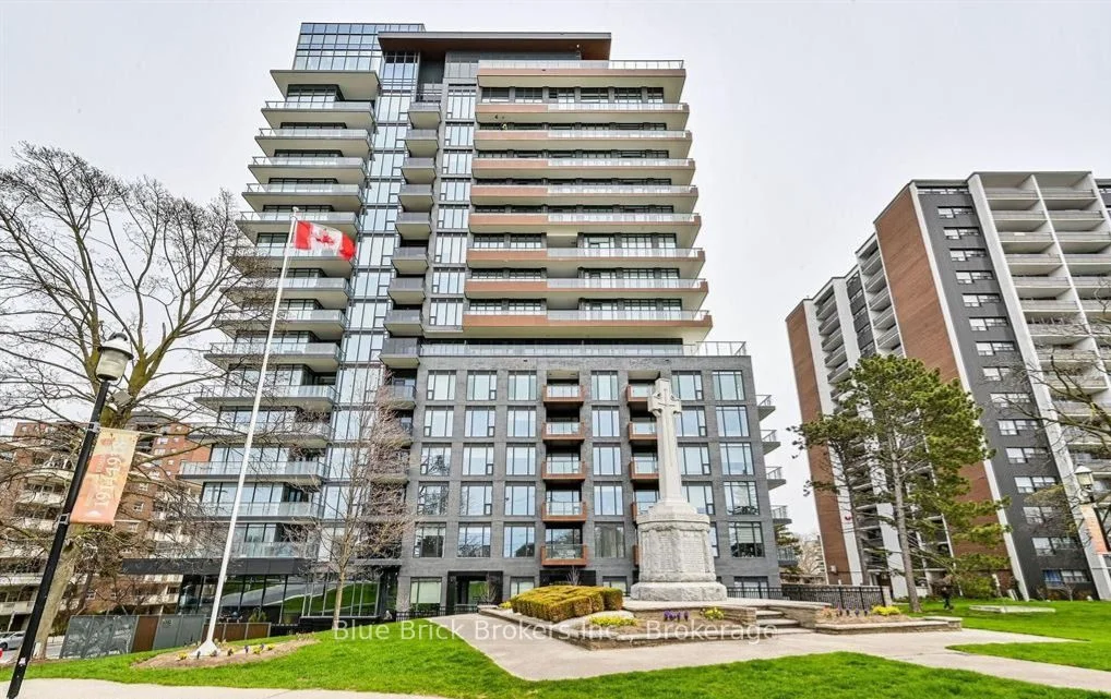 21 Park Street E 716, Mississauga, ON L5G 1L7