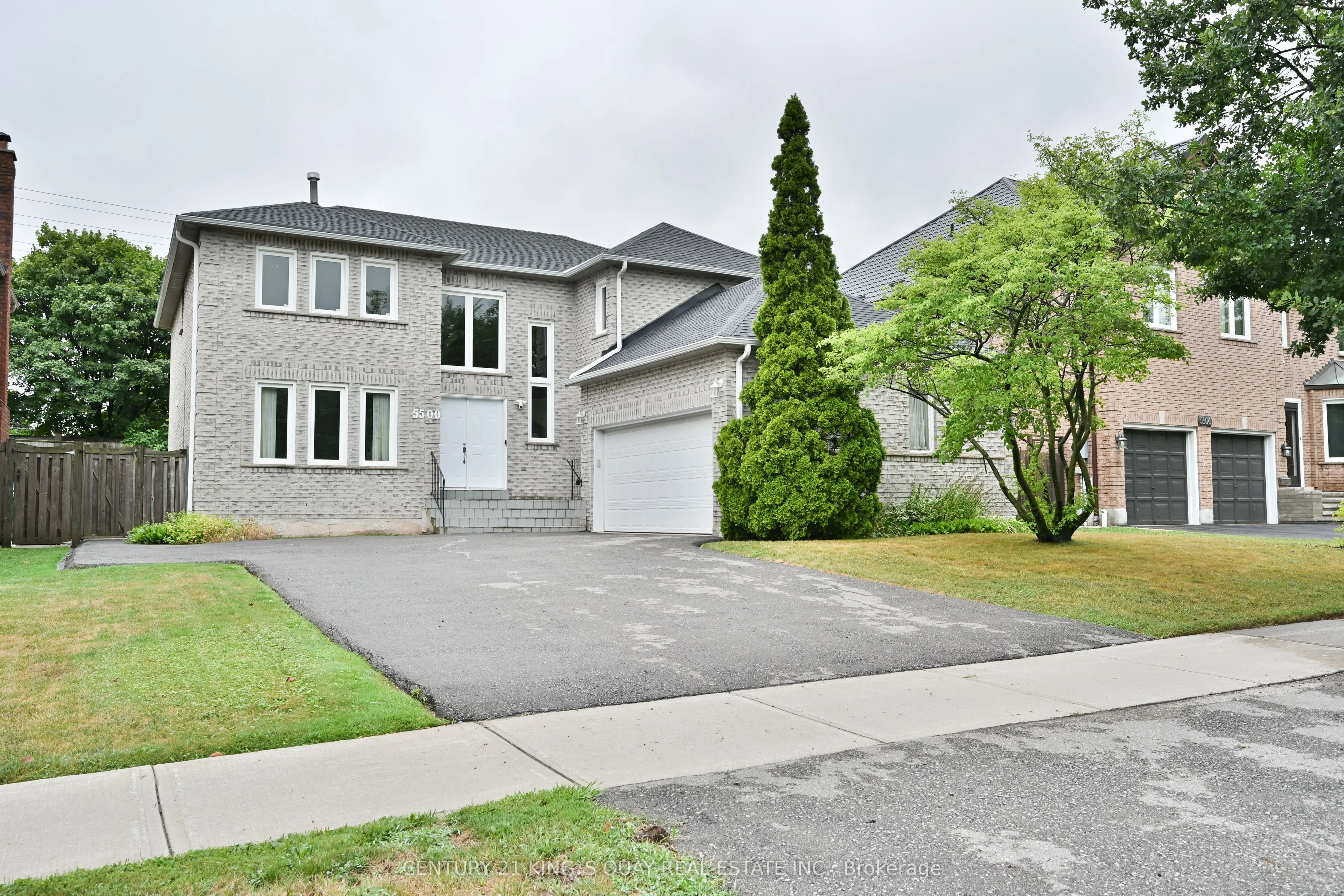 5500 Turney Drive, Mississauga, ON L5M 4Y8