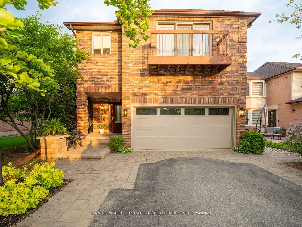 Detached in Oakville